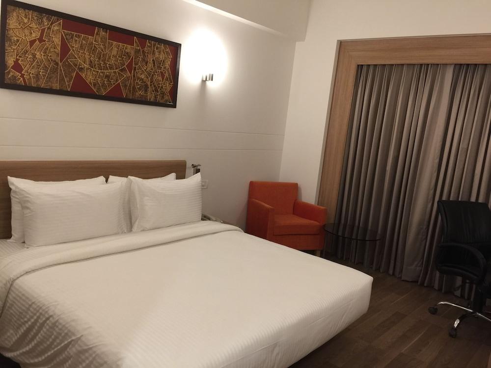 Lemon Tree Hotel, Sector 60, Gurugram Gurgaon Zewnętrze zdjęcie