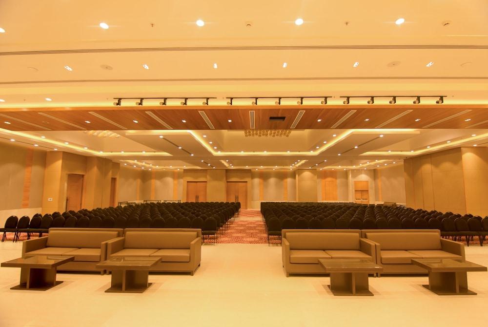 Lemon Tree Hotel, Sector 60, Gurugram Gurgaon Zewnętrze zdjęcie