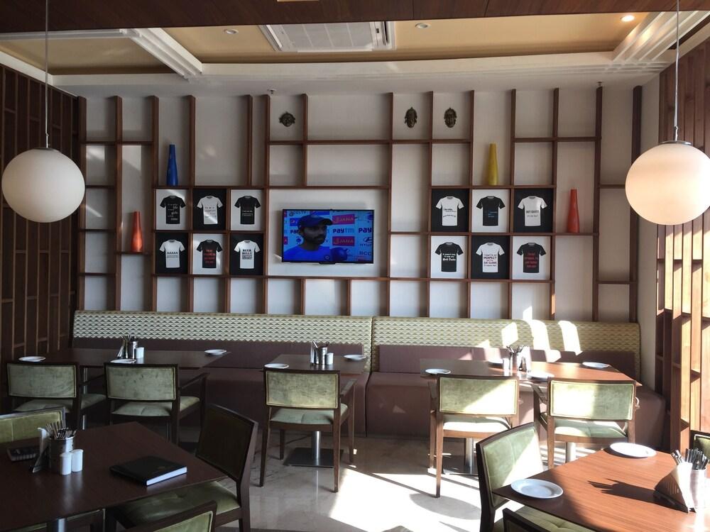Lemon Tree Hotel, Sector 60, Gurugram Gurgaon Zewnętrze zdjęcie