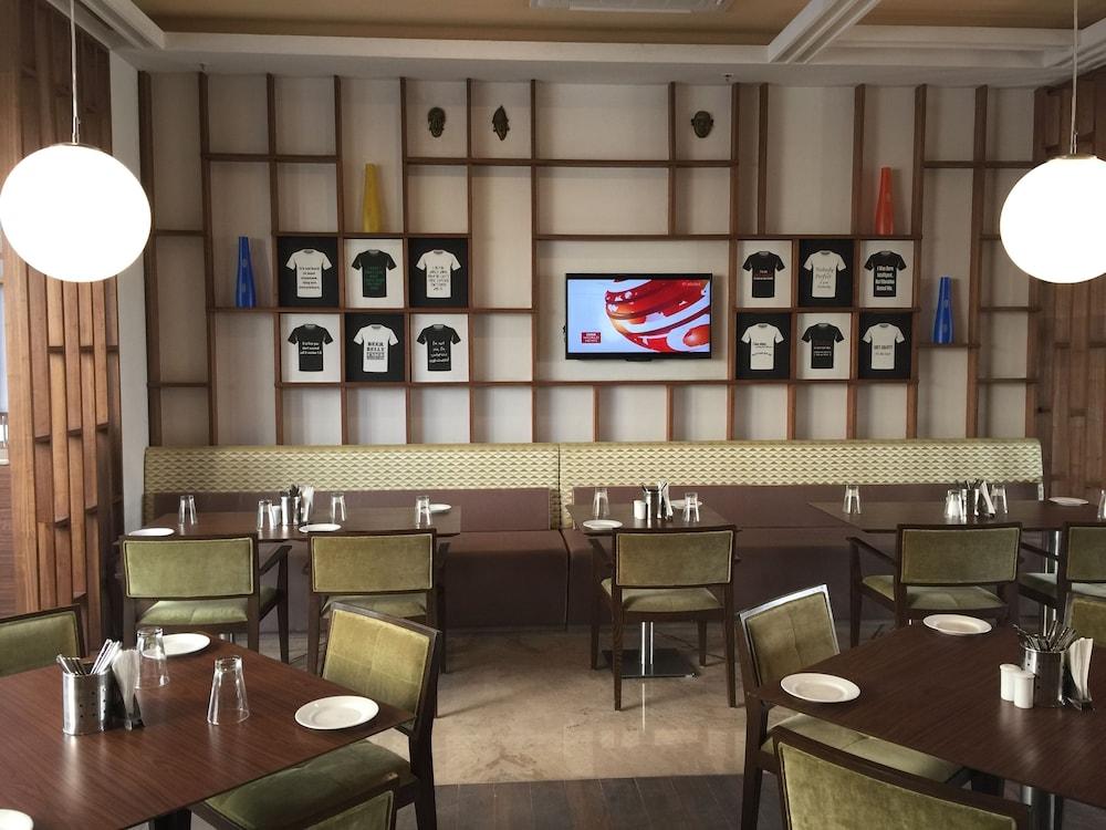 Lemon Tree Hotel, Sector 60, Gurugram Gurgaon Zewnętrze zdjęcie