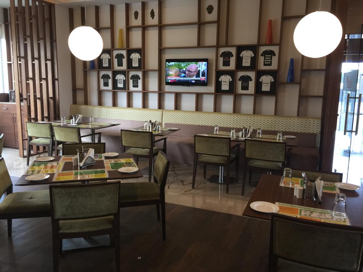 Lemon Tree Hotel, Sector 60, Gurugram Gurgaon Zewnętrze zdjęcie